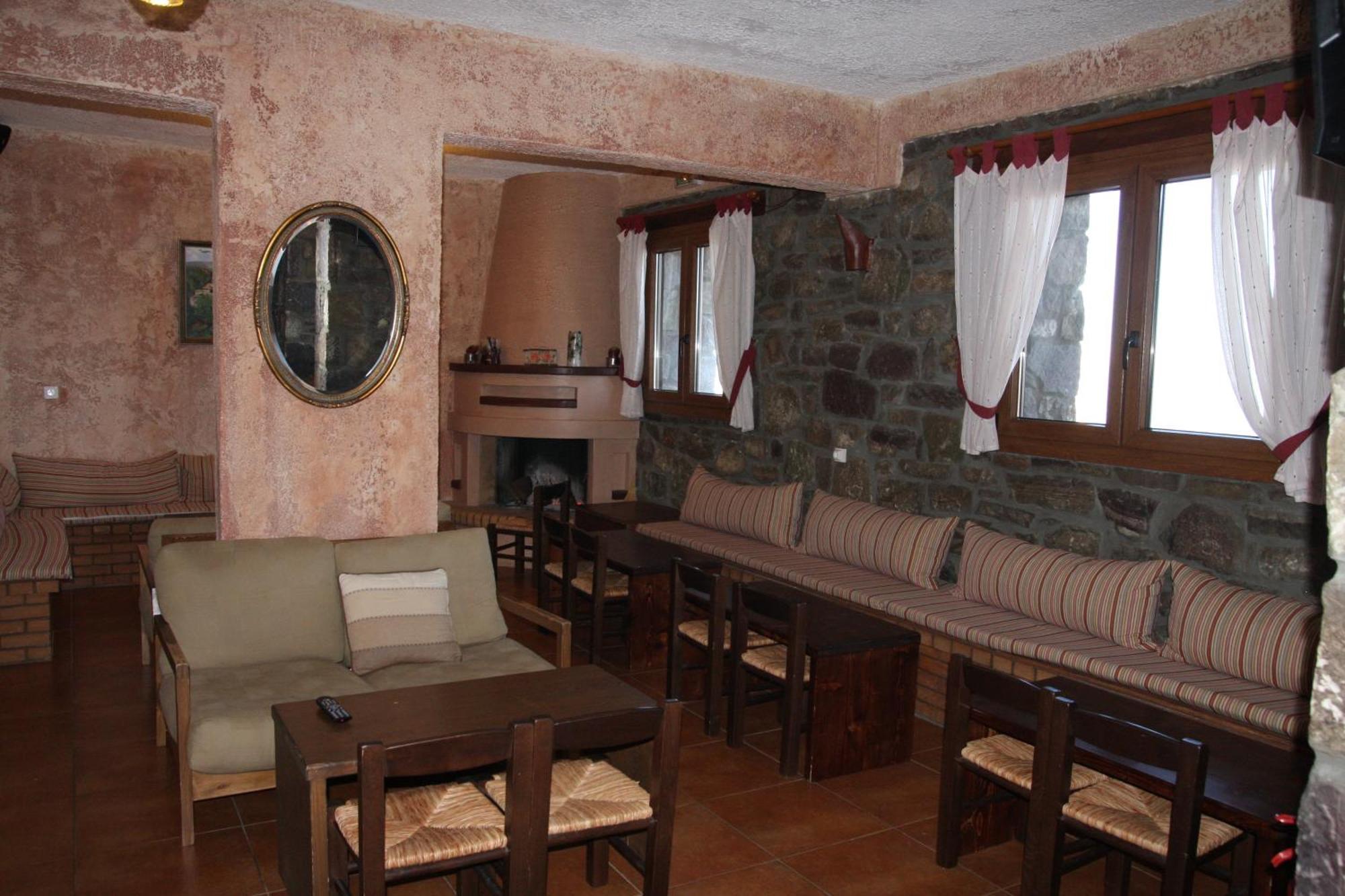 Faris Hotel Xirokampi Dış mekan fotoğraf