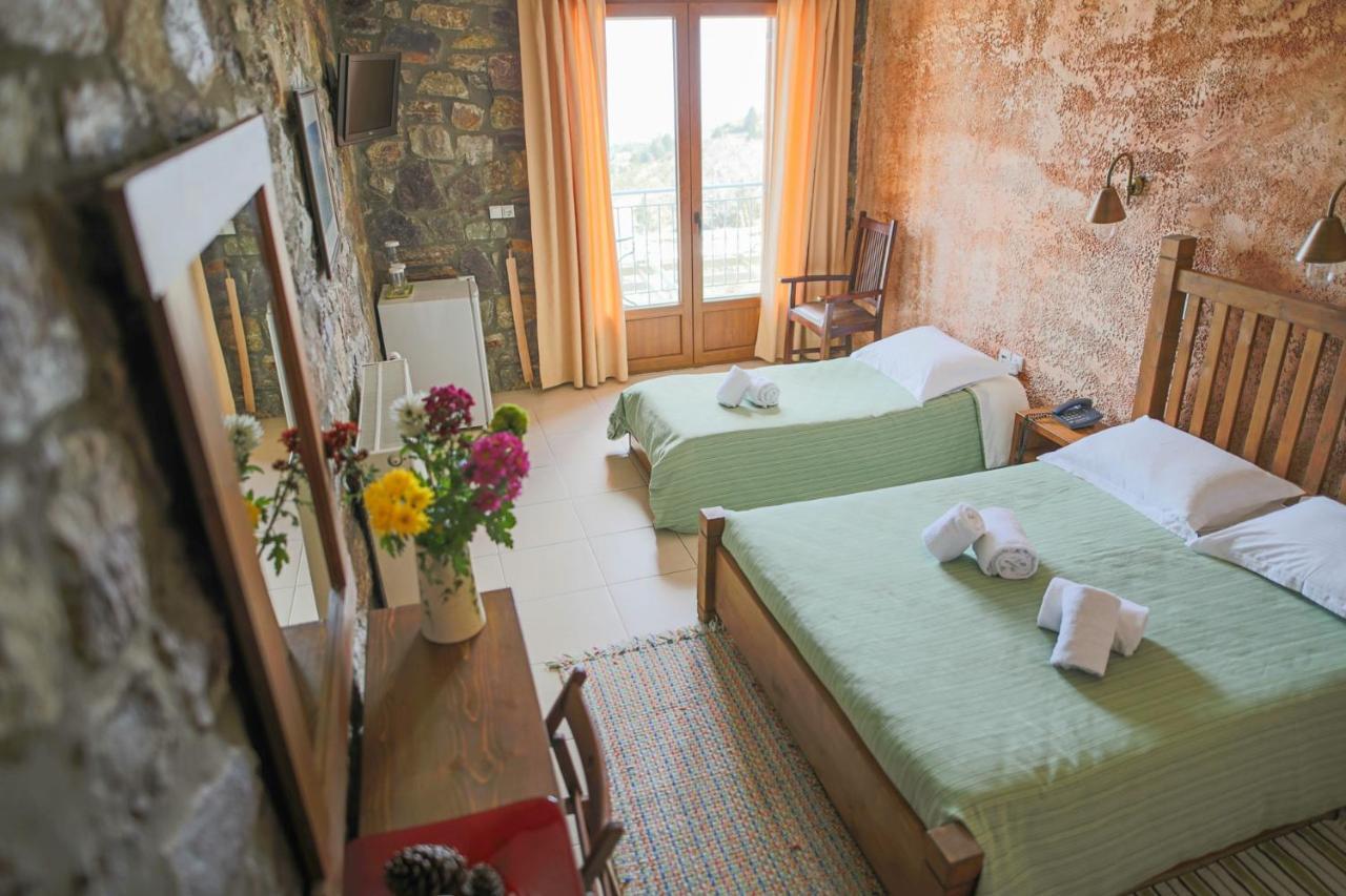 Faris Hotel Xirokampi Dış mekan fotoğraf