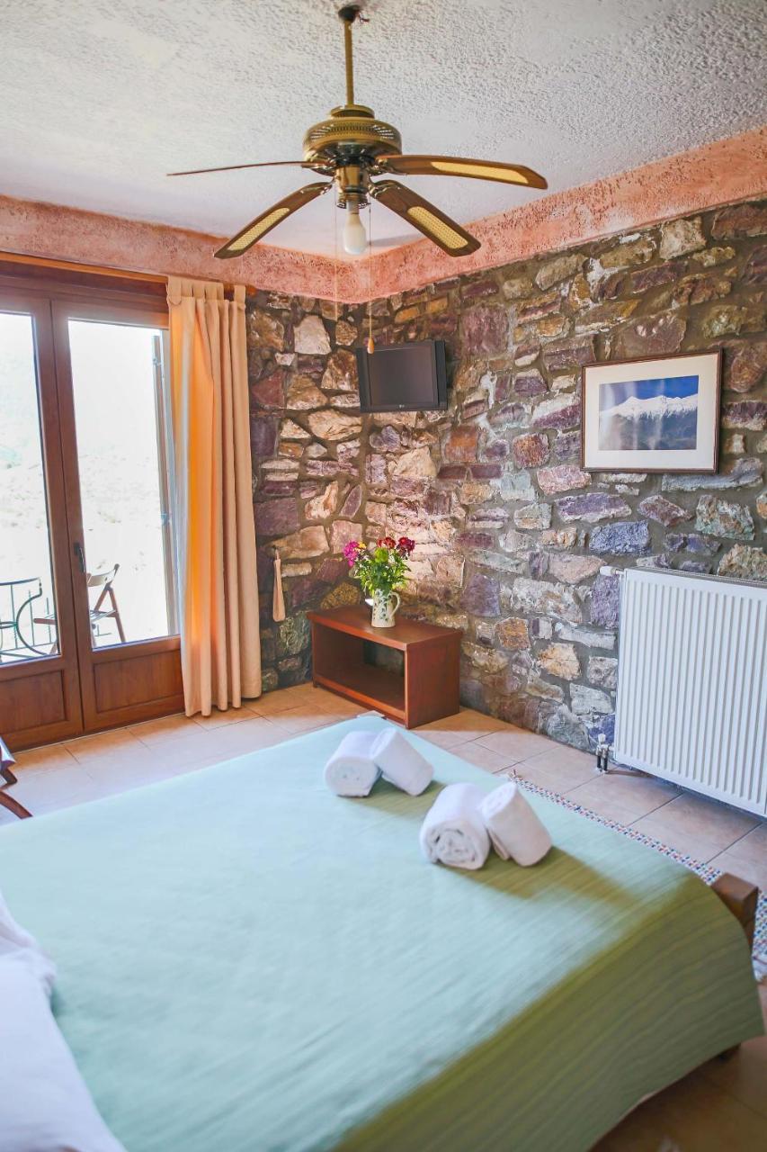 Faris Hotel Xirokampi Dış mekan fotoğraf