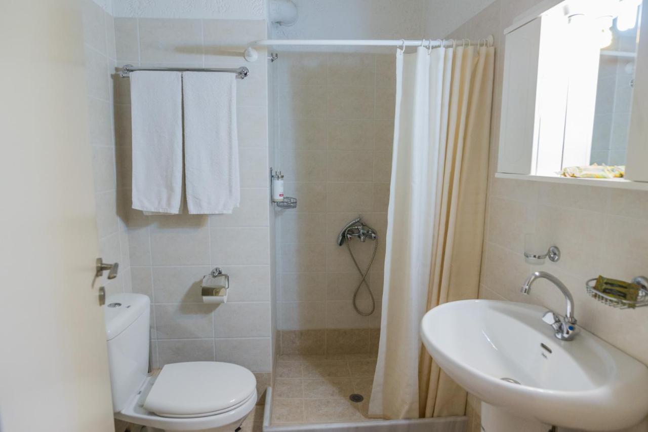 Faris Hotel Xirokampi Dış mekan fotoğraf