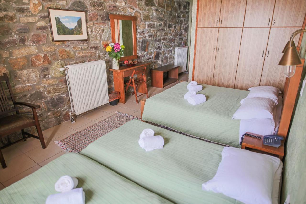 Faris Hotel Xirokampi Dış mekan fotoğraf