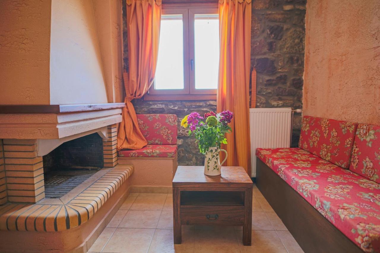 Faris Hotel Xirokampi Dış mekan fotoğraf