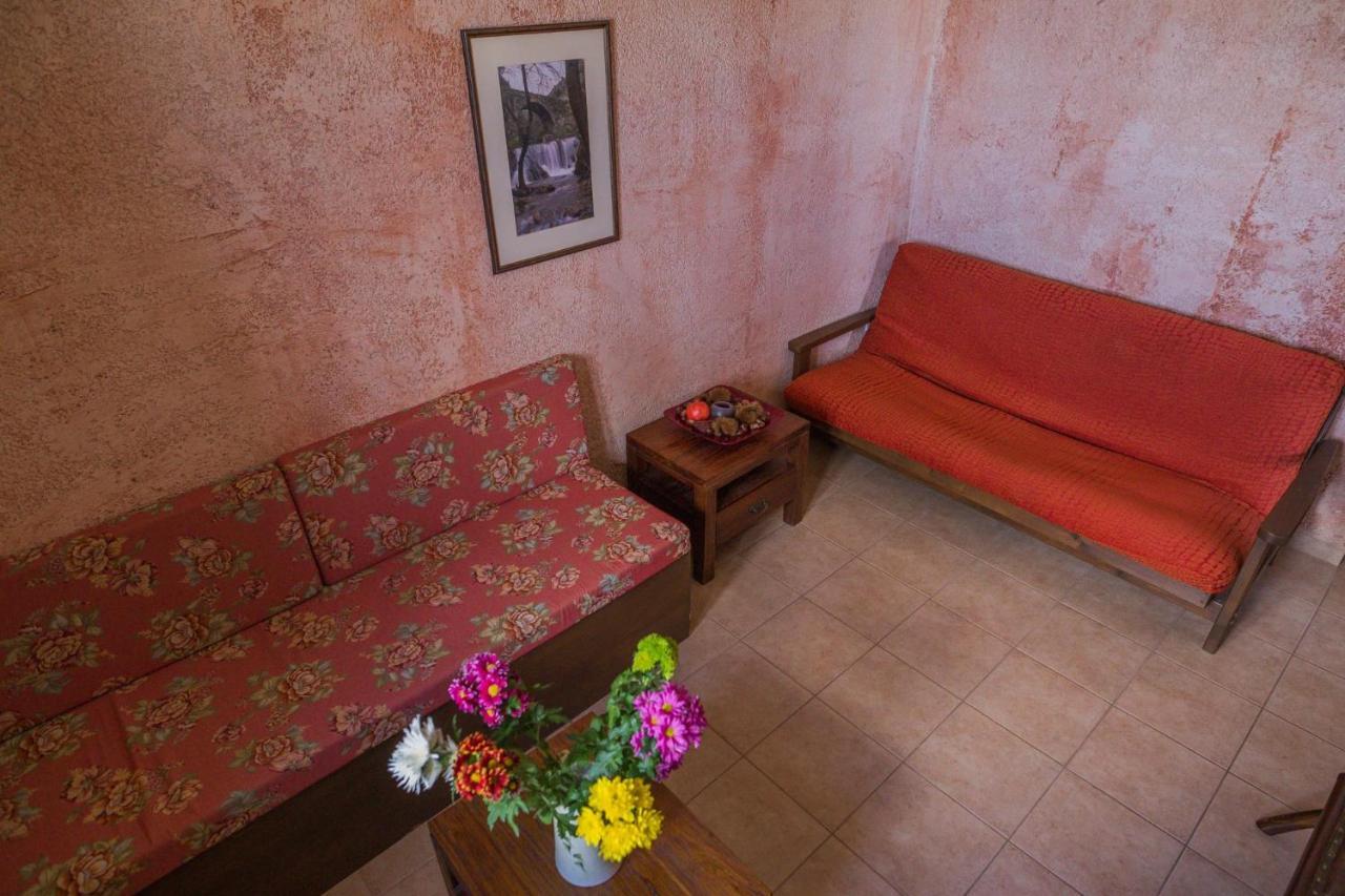 Faris Hotel Xirokampi Dış mekan fotoğraf