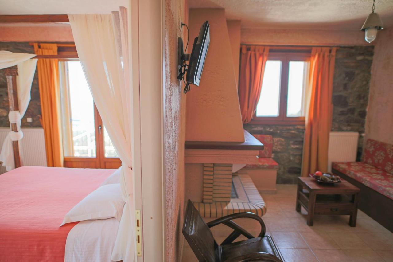 Faris Hotel Xirokampi Dış mekan fotoğraf