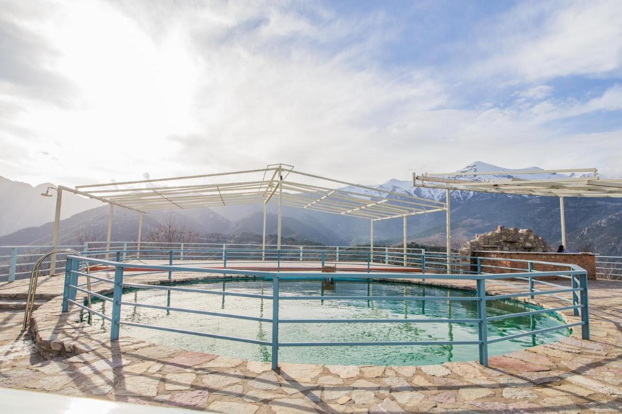 Faris Hotel Xirokampi Dış mekan fotoğraf